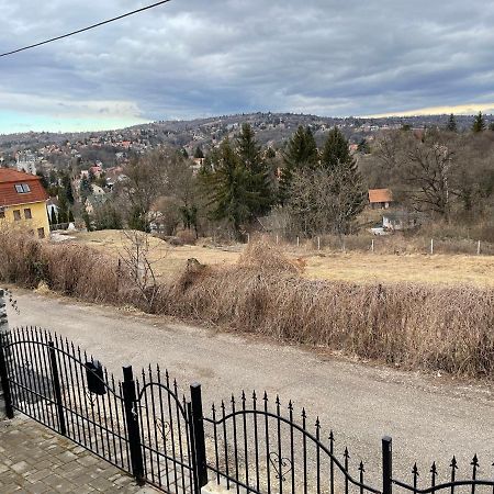 Malibu Apartman Miskolc Esterno foto